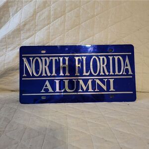 North Florida Alumni blue car tag